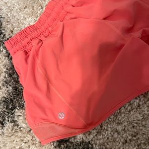 Size 4 Lululemon hotty hots